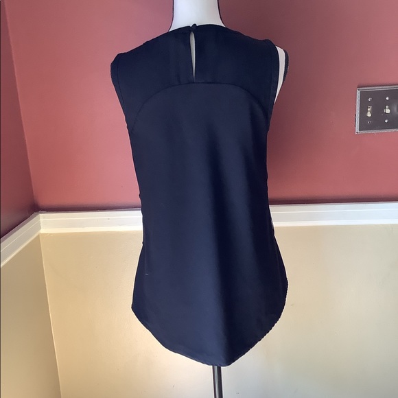 Laundry by Shelli Segal Black SleevelessTop - Picture 2 of 4